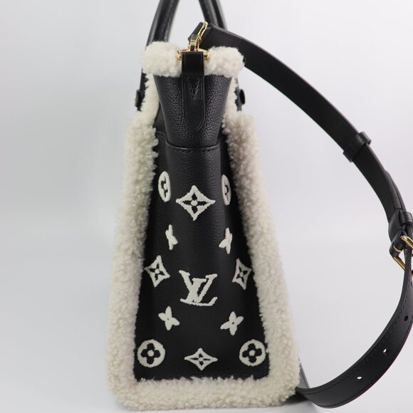 Sold💜Louis Vuitton Grained Calfskin Shearling On My Side MM Black - Picture 3 of 16